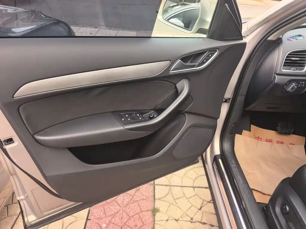 Audi Q3 2015 35 TFSI