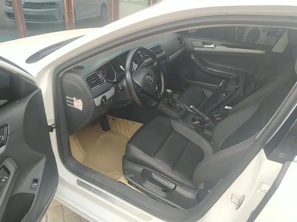 Volkswagen Sagitar — миниатюра 16