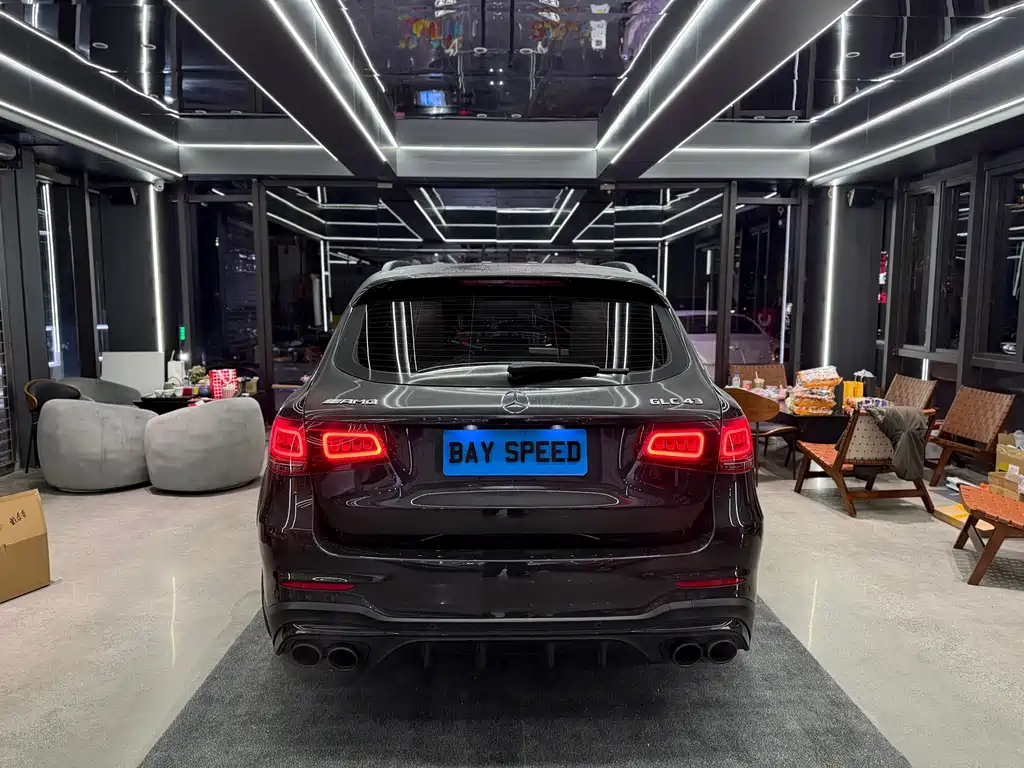 MERCEDES-BENZ GLC AMG