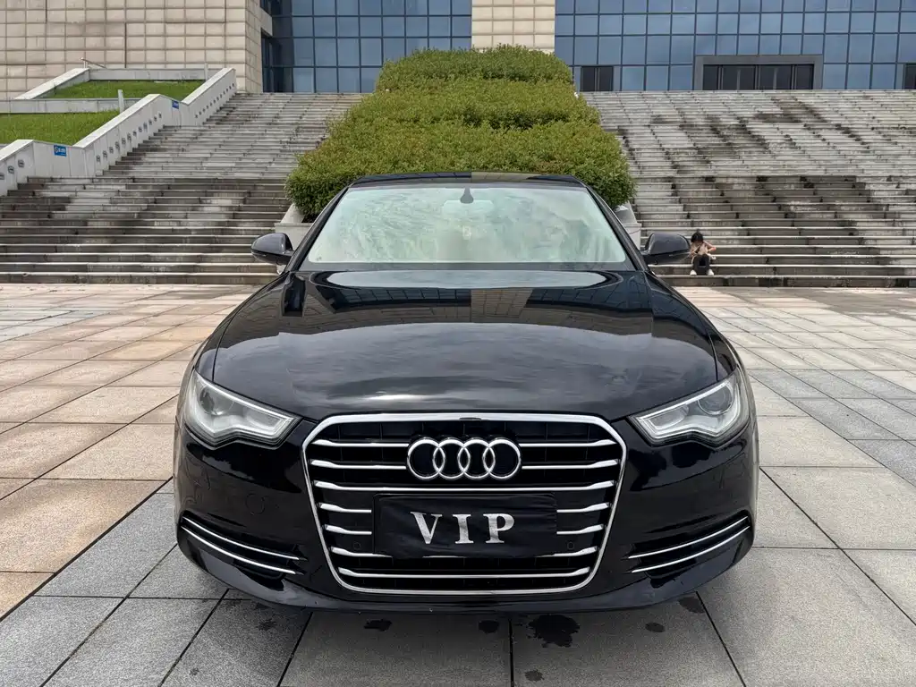 Audi A6L 2012 30 FSI Comfort