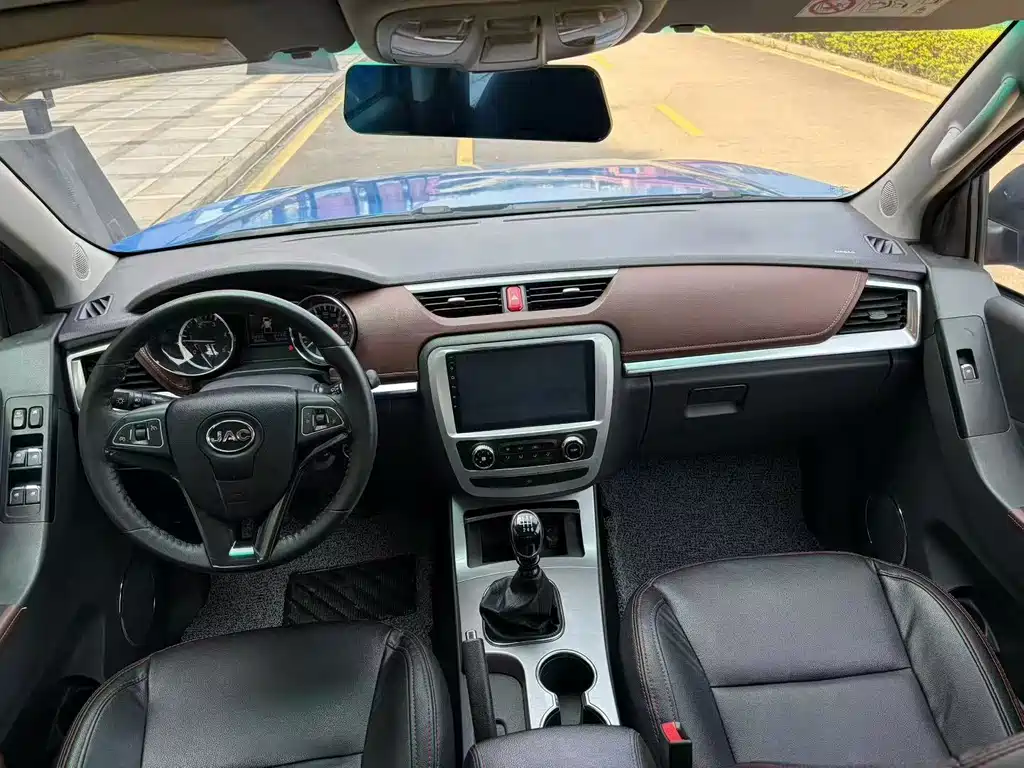 JAC JAC T8 — миниатюра 9