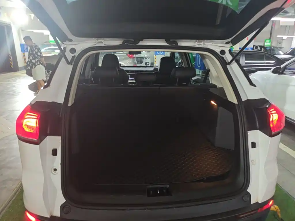 Geely Boyue — миниатюра 19