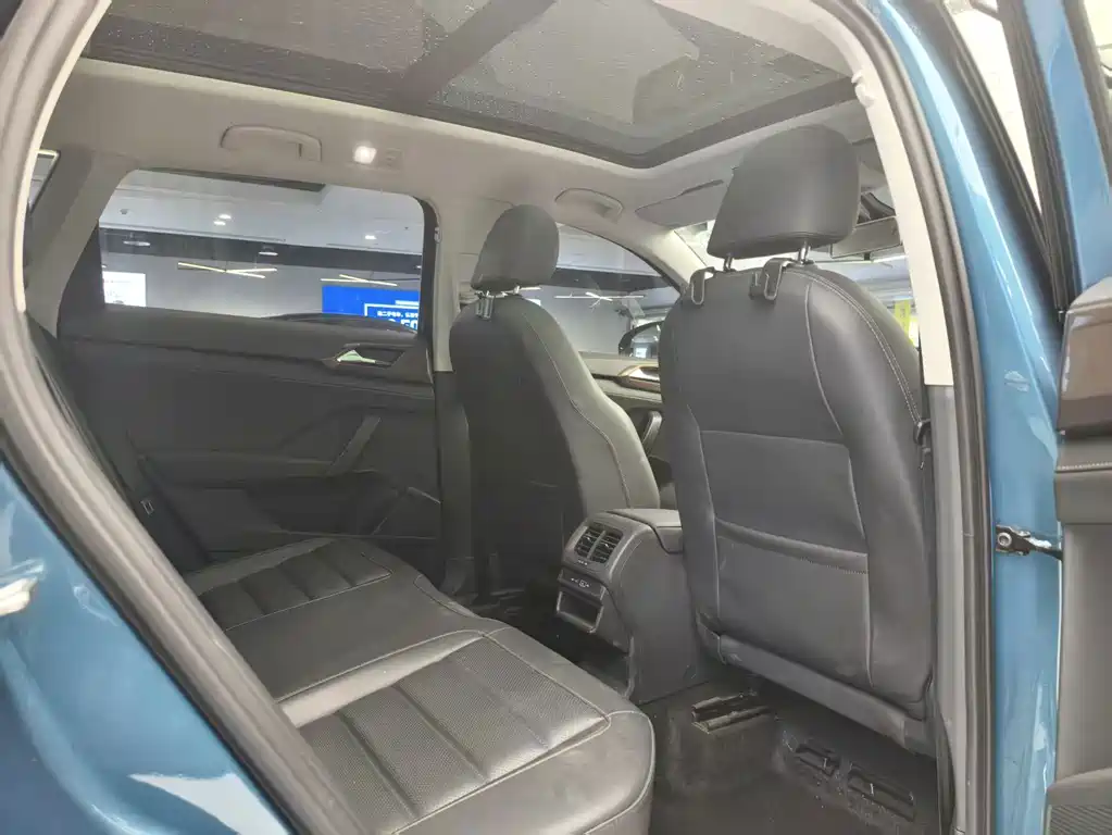 Volkswagen Tharu — миниатюра 8