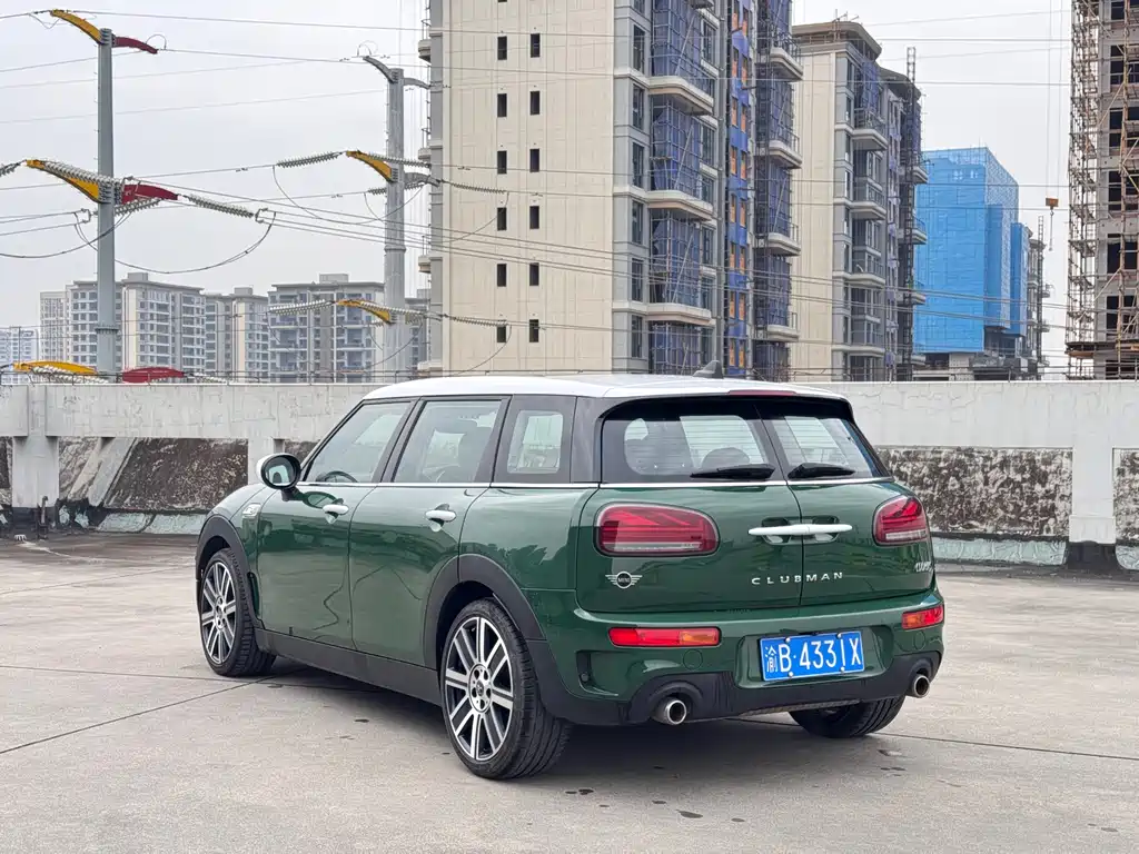 MINI CLUBMAN