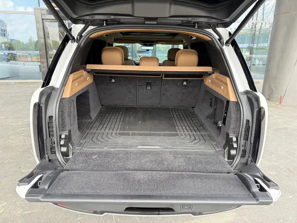 Land Rover Range Rover — миниатюра 14