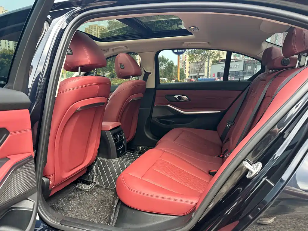 BMW 3 Series — миниатюра 6