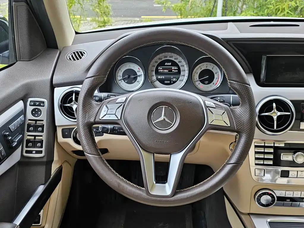 Mercedes-Benz GLK-Class GLK 300 4MATIC Dynamic Sunroof Type, фото 4