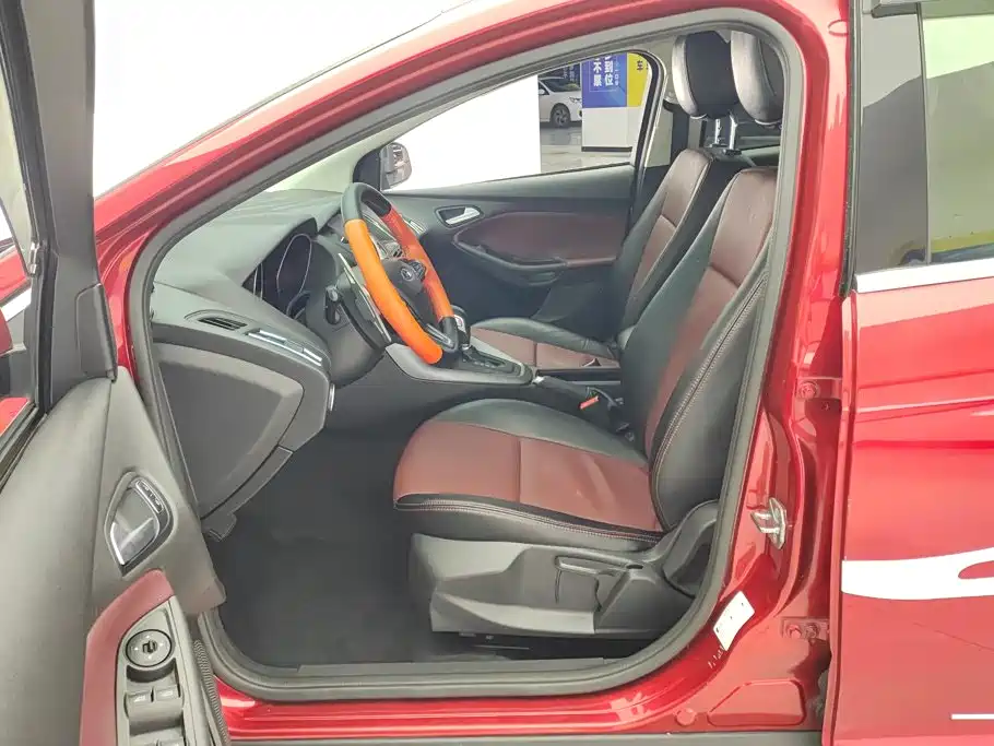 Ford Focus — миниатюра 9