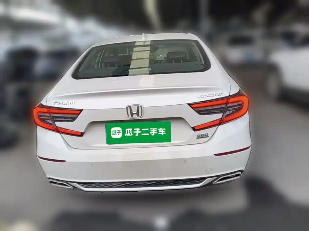 Honda Accord — миниатюра 8