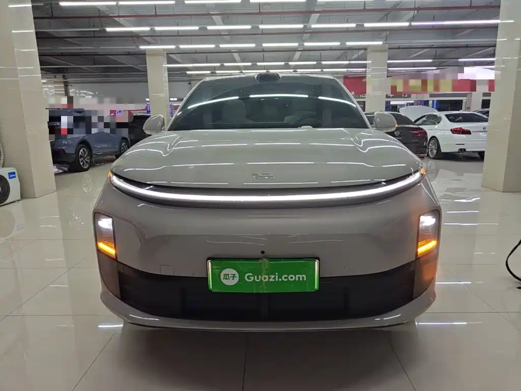 Li Auto Li L6 — миниатюра 3