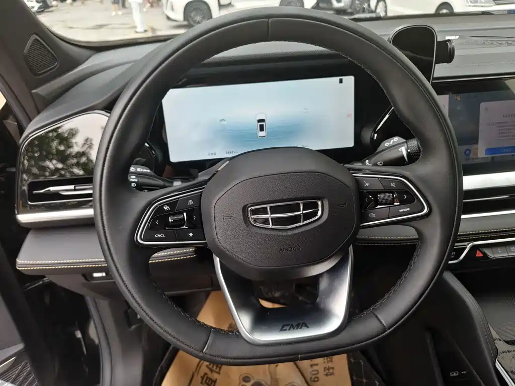 Geely Xingyue L — миниатюра 7