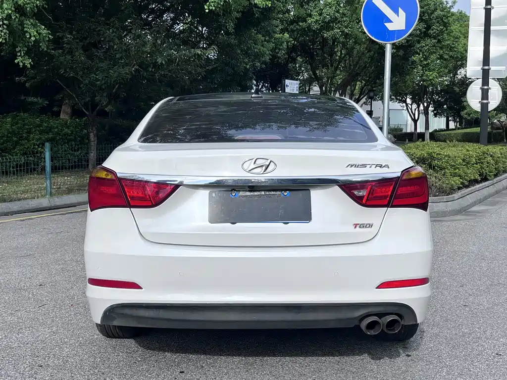 Hyundai Mistra — миниатюра 8