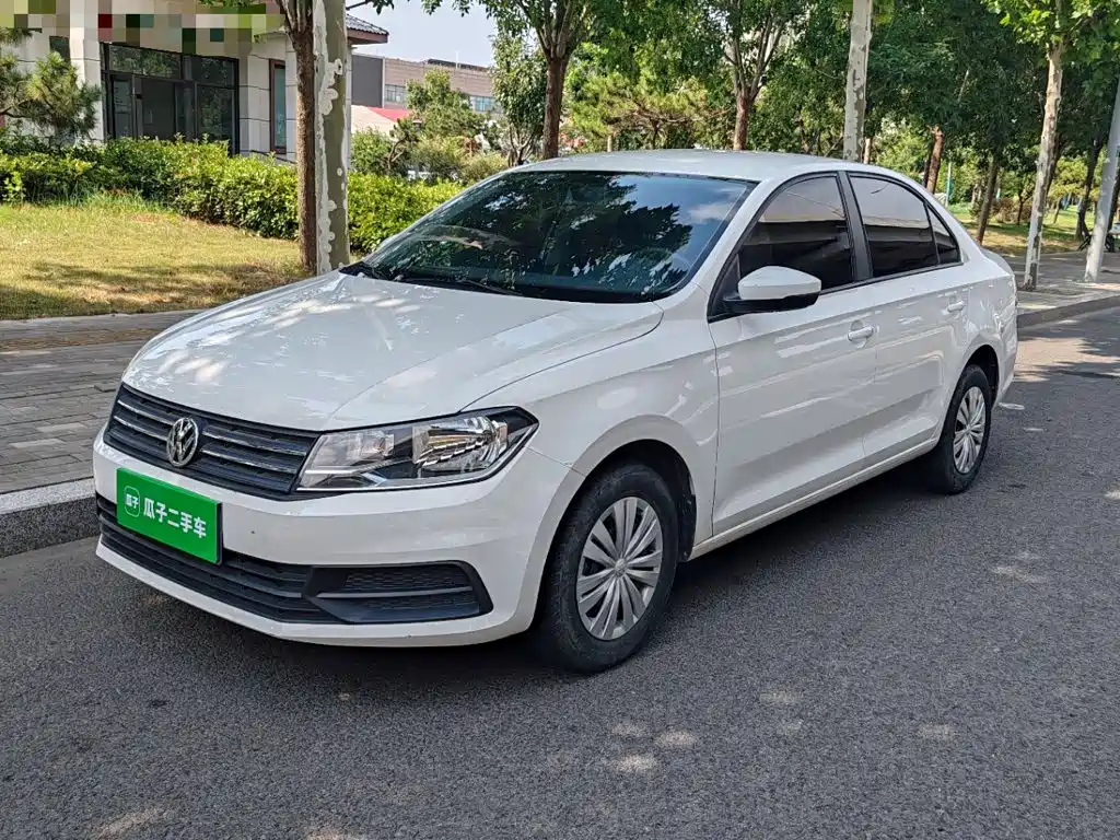 Volkswagen Santana — миниатюра 2