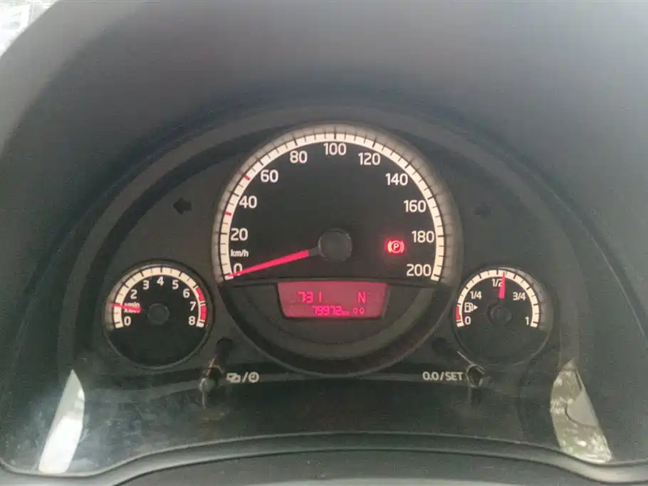 Volkswagen up! — миниатюра 14