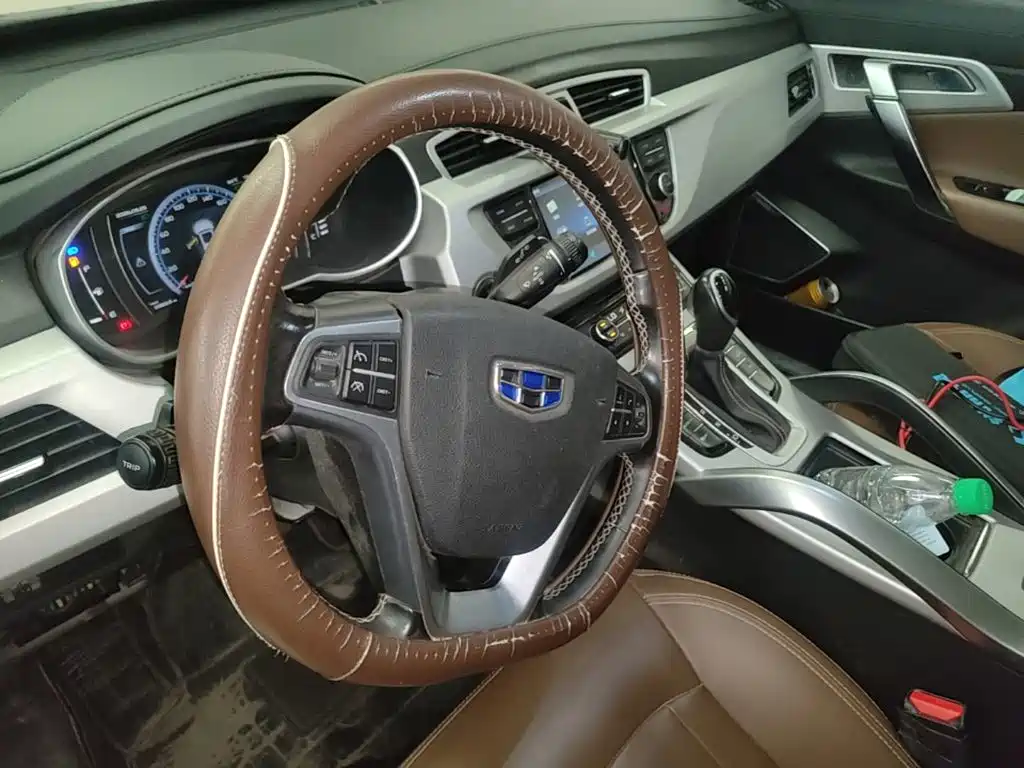 Geely Boyue — миниатюра 11