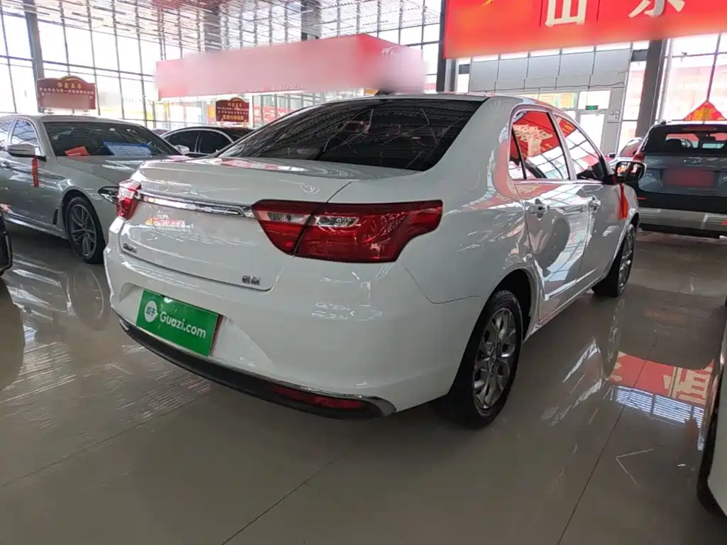 Geely Vision — миниатюра 7