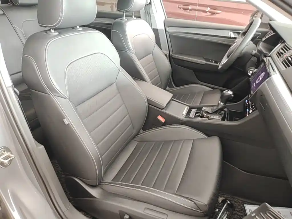 Skoda Superb — миниатюра 25