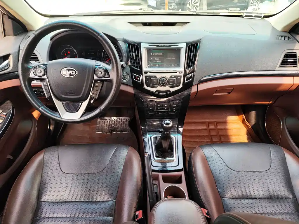 BYD Surui — миниатюра 5