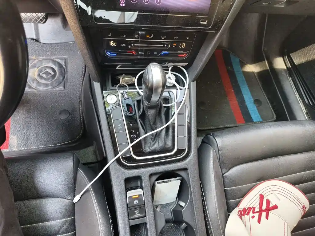 Volkswagen Magotan — миниатюра 7