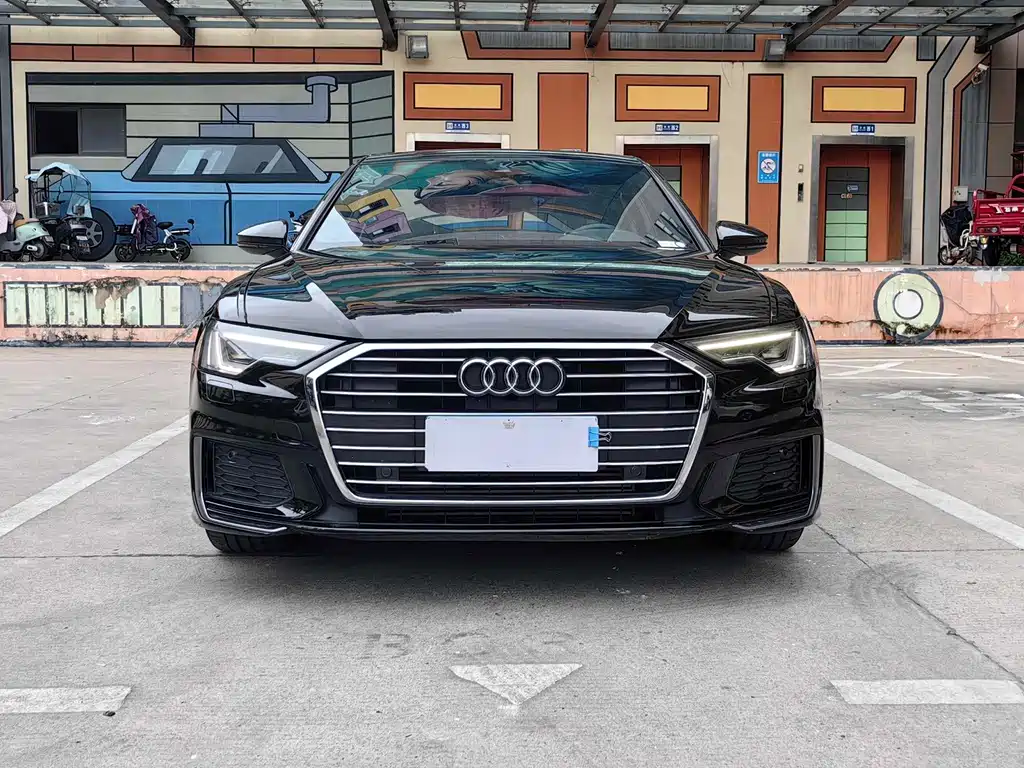 Audi A6L 2022 40 TFSI Luxury