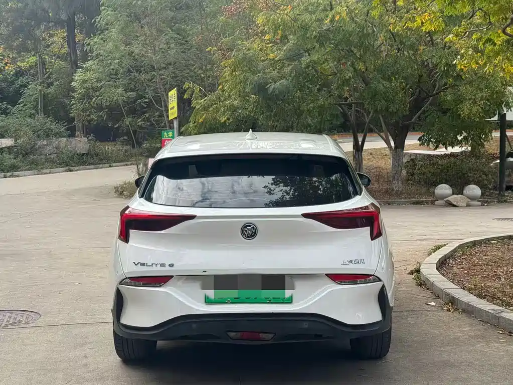 BUICK SLIGHTLY BLUE 6