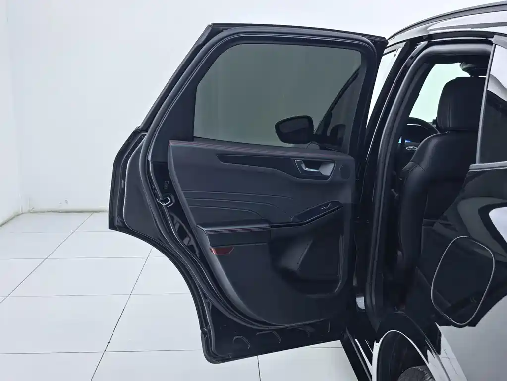 Ford Escape — миниатюра 12