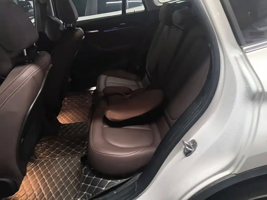 BMW X1 — миниатюра 17