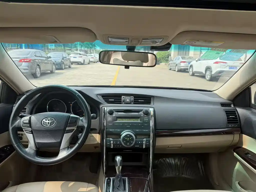 Toyota Reiz 2010 2.5V