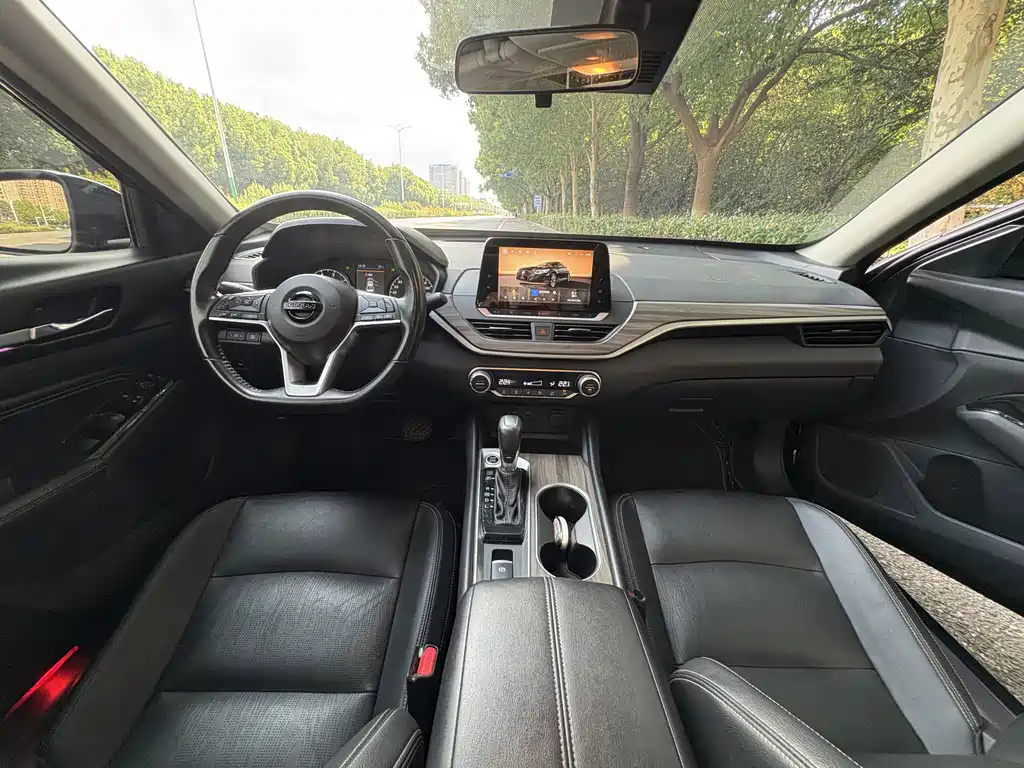 Nissan Teana — миниатюра 15