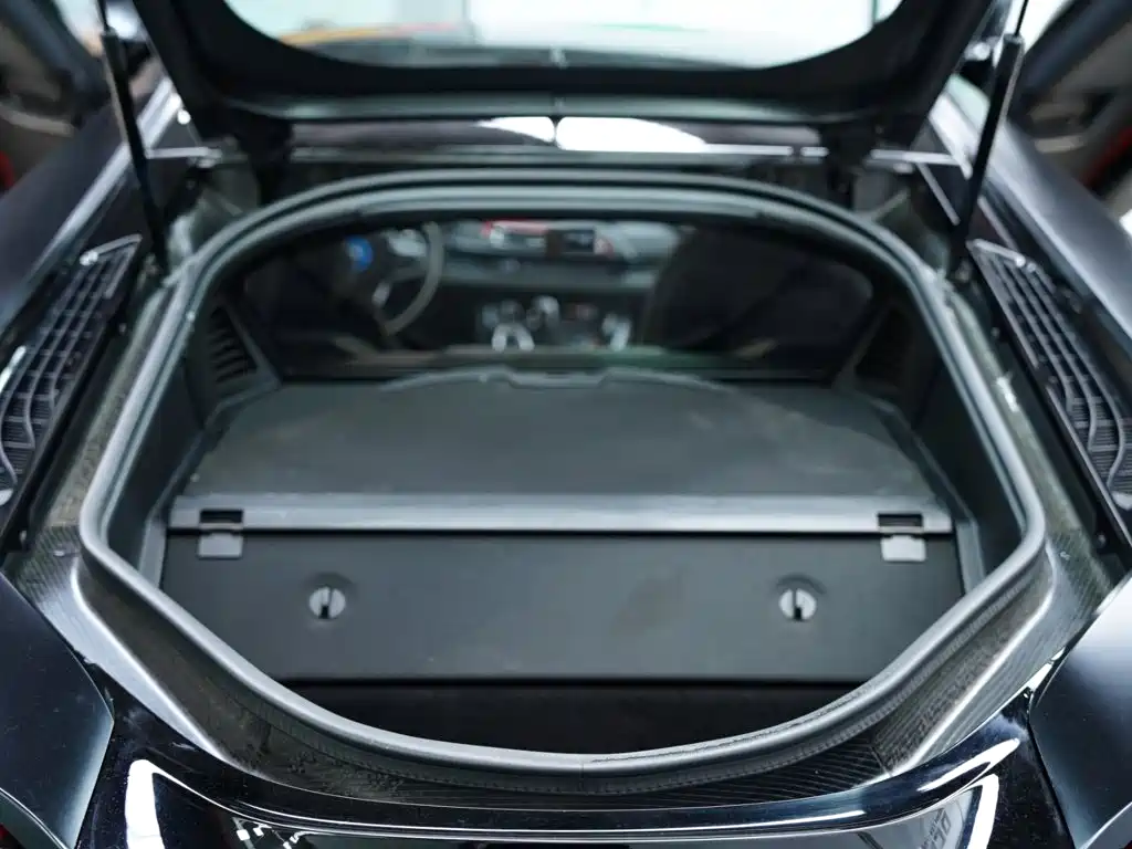 BMW i8 — миниатюра 33