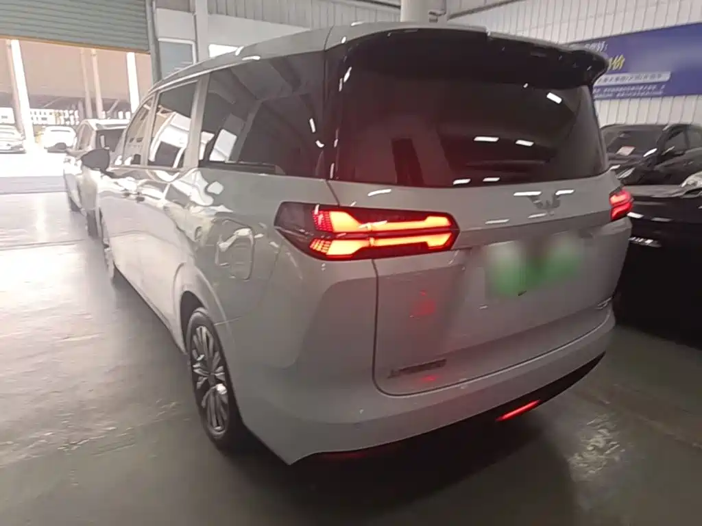 Wuling Xingguang 730 New Energy — миниатюра 5