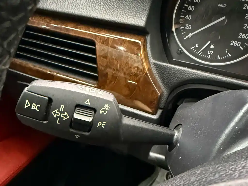 BMW 3 Series (Import) — миниатюра 13