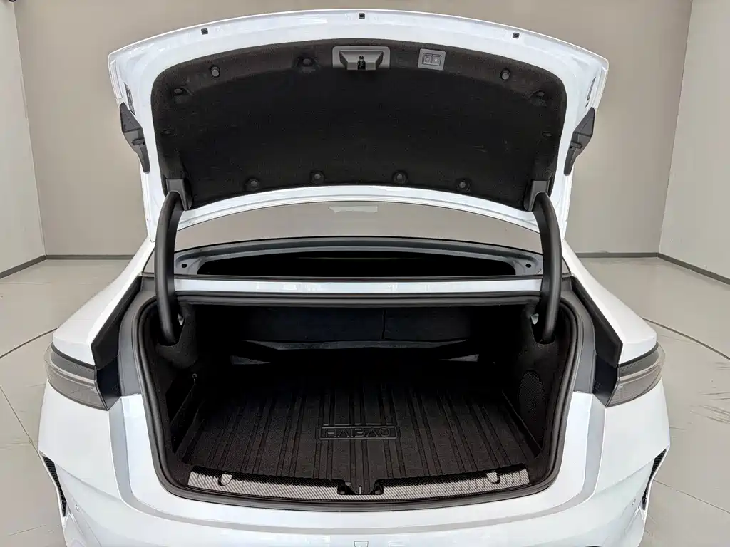 BYD Seal — миниатюра 6
