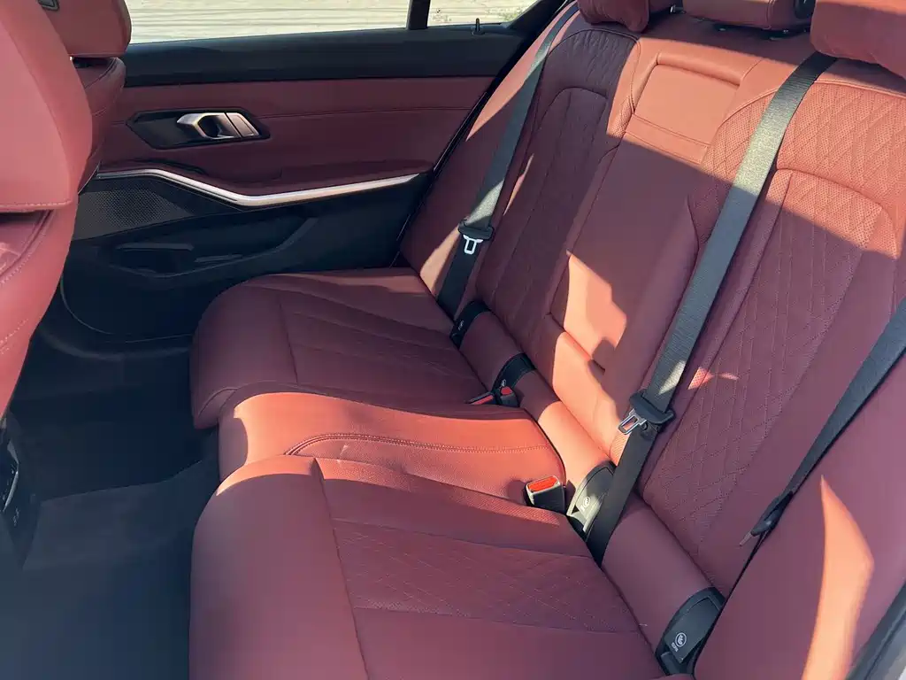 BMW i3 2024 eDrive 35 L