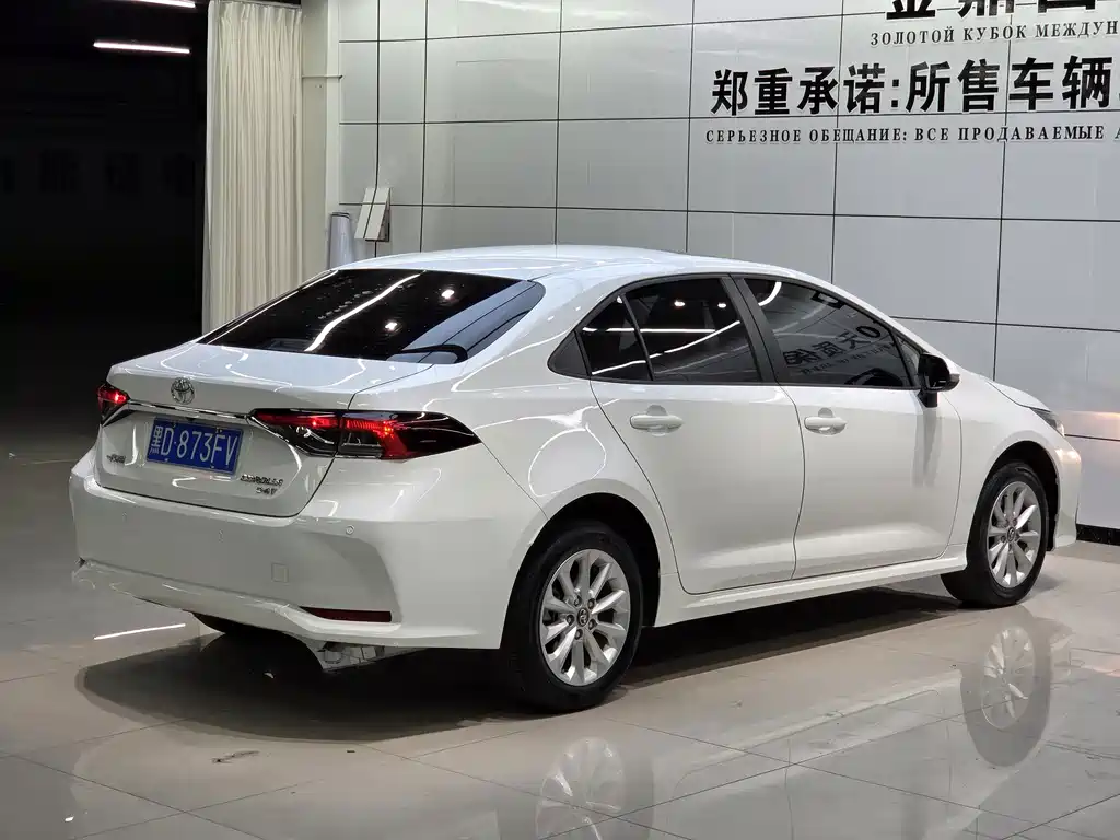 Toyota Corolla — миниатюра 6