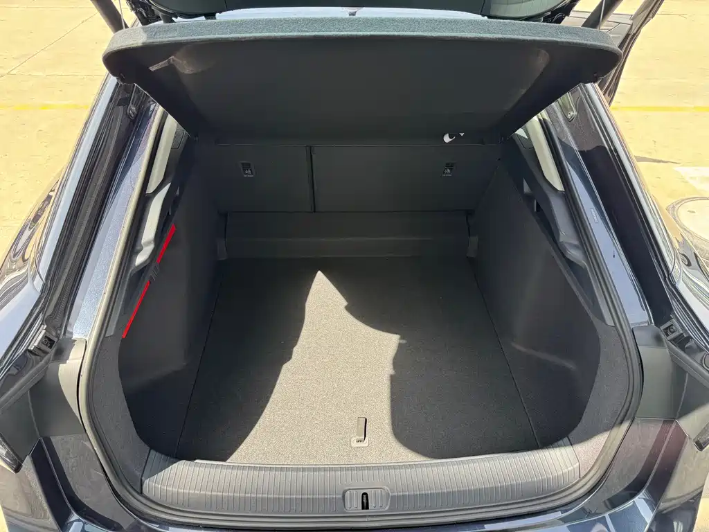 Volkswagen ID.7 VIZZION - фото 9