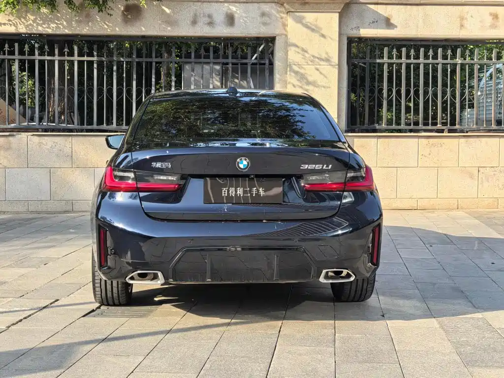 BMW 3 Series — миниатюра 13