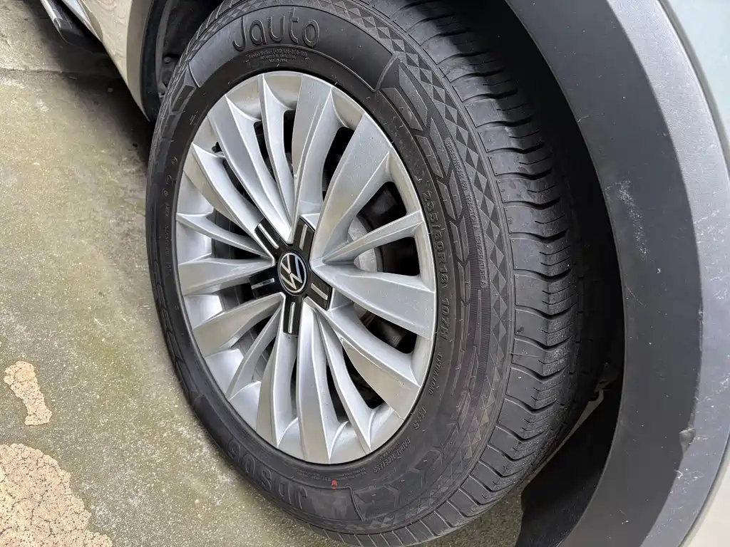 Volkswagen Viloran 2020 330TSI