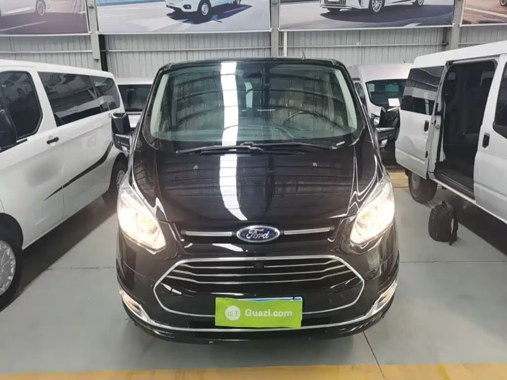 Ford Tourneo 2016 2.0T MT