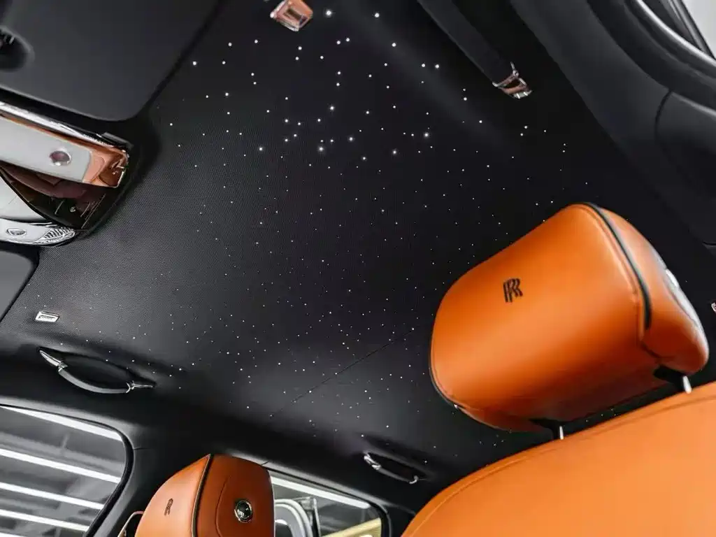 Rolls-Royce Cullinan 2018 мест