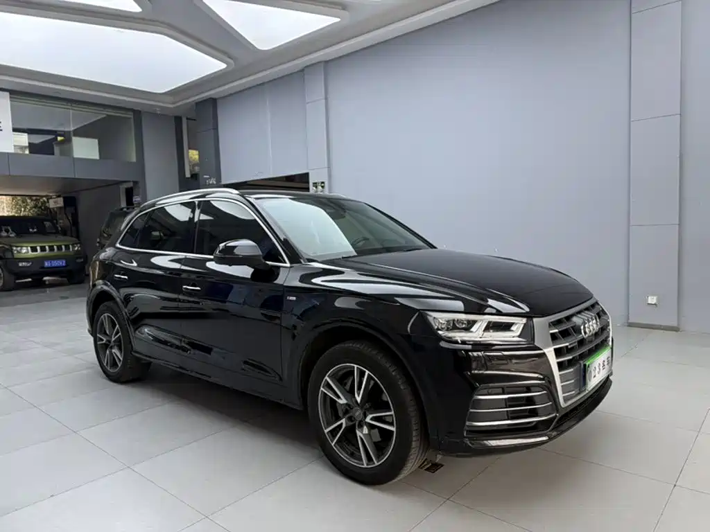Audi Q5L 2018 40 TFSI Fashion V