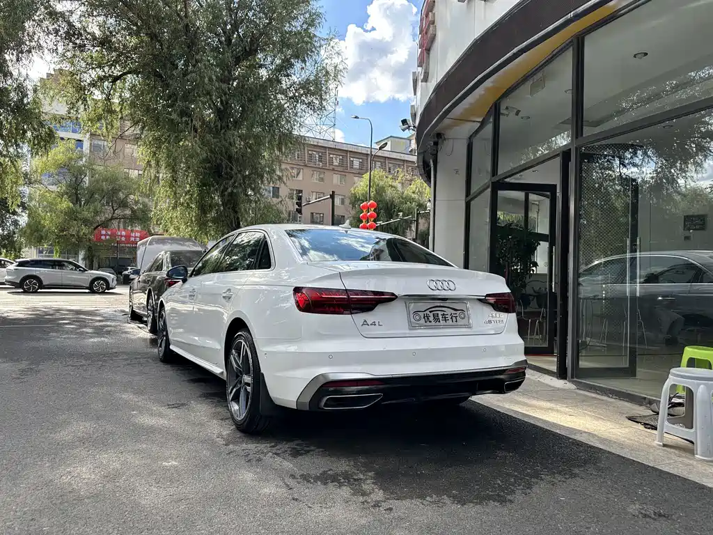 Audi A4L — миниатюра 4