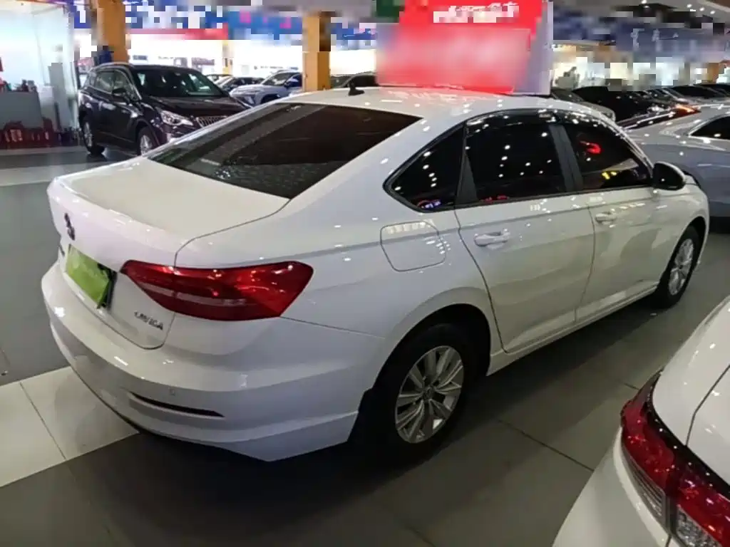 Volkswagen Lavida — миниатюра 7