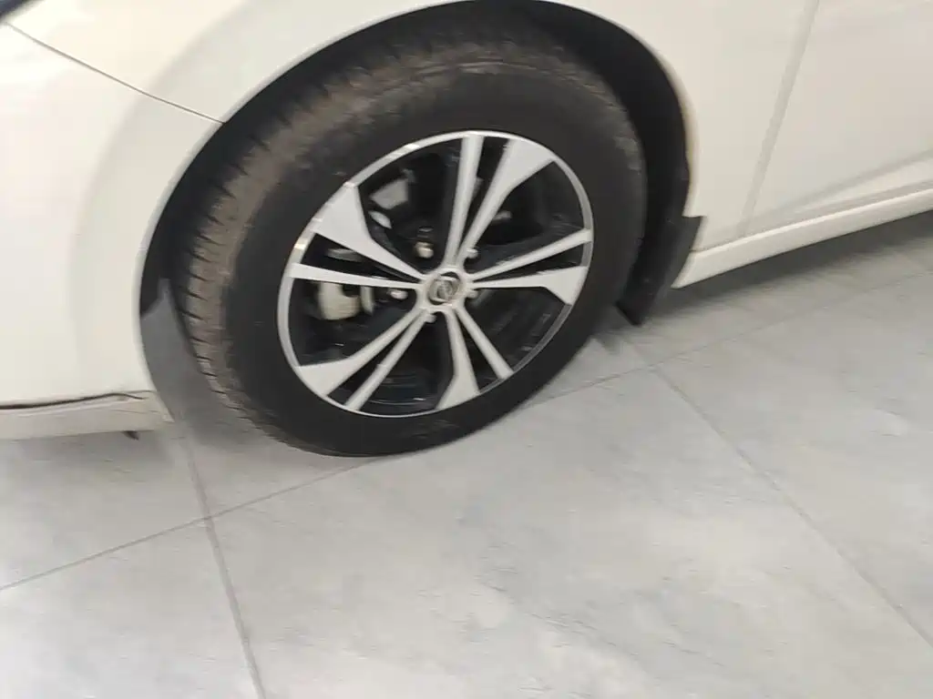 Nissan Sylphy — миниатюра 23