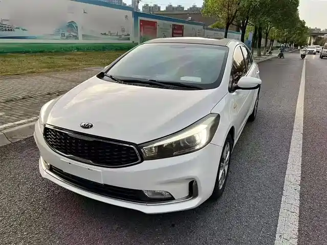 KIA  K3 2016
