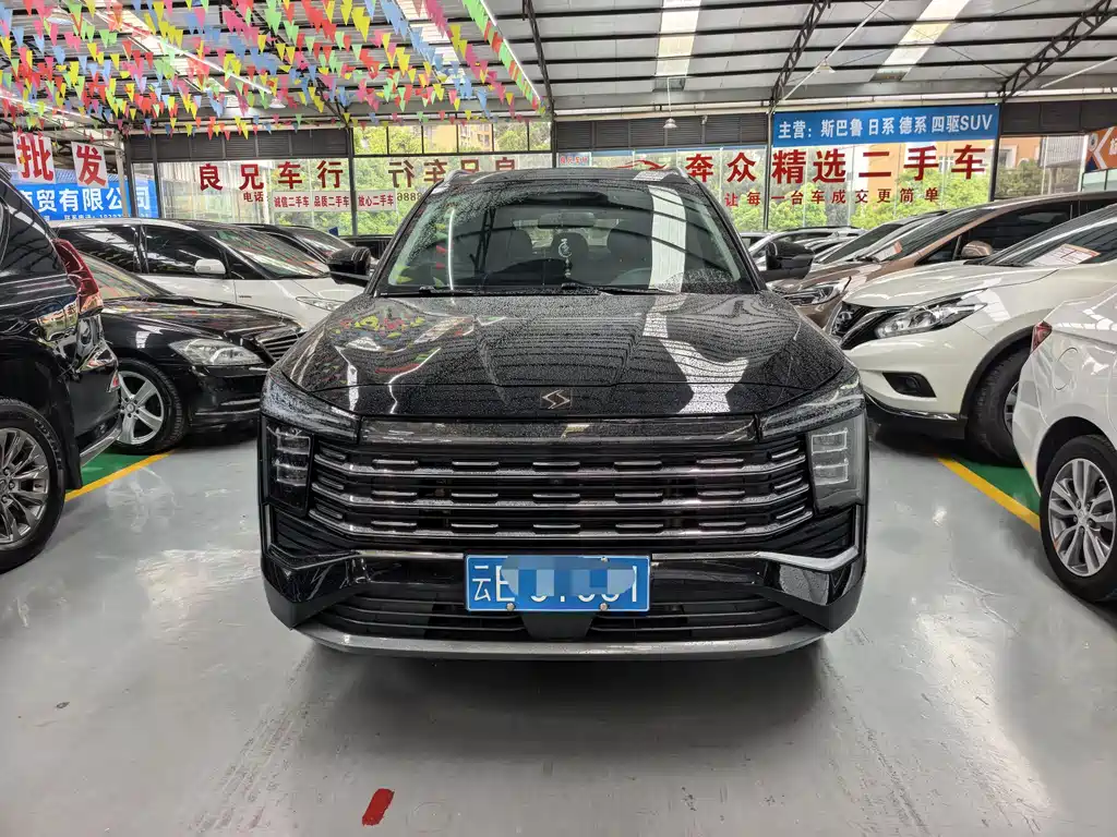Sehol X8 PLUS 2023 1.5TGDI DCT Premium 7 мест