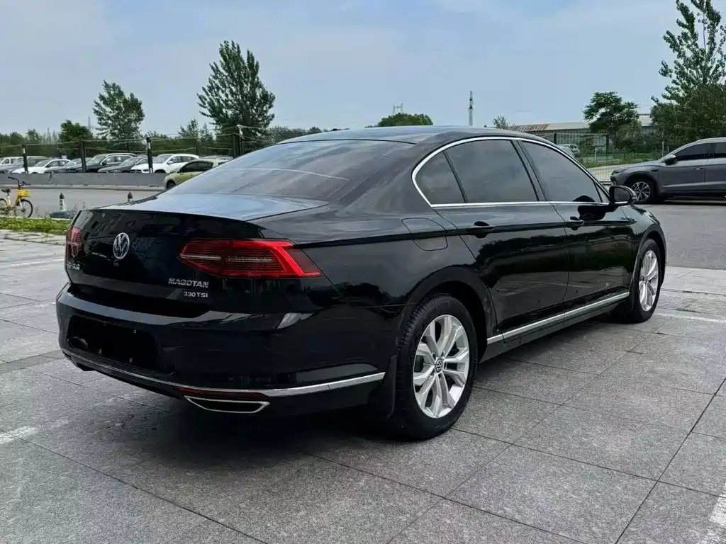Volkswagen Magotan — миниатюра 4