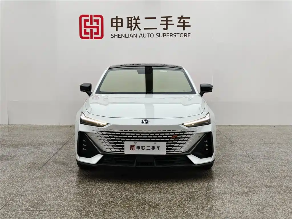 Changan UNI-V 2022 1.5T Luxury