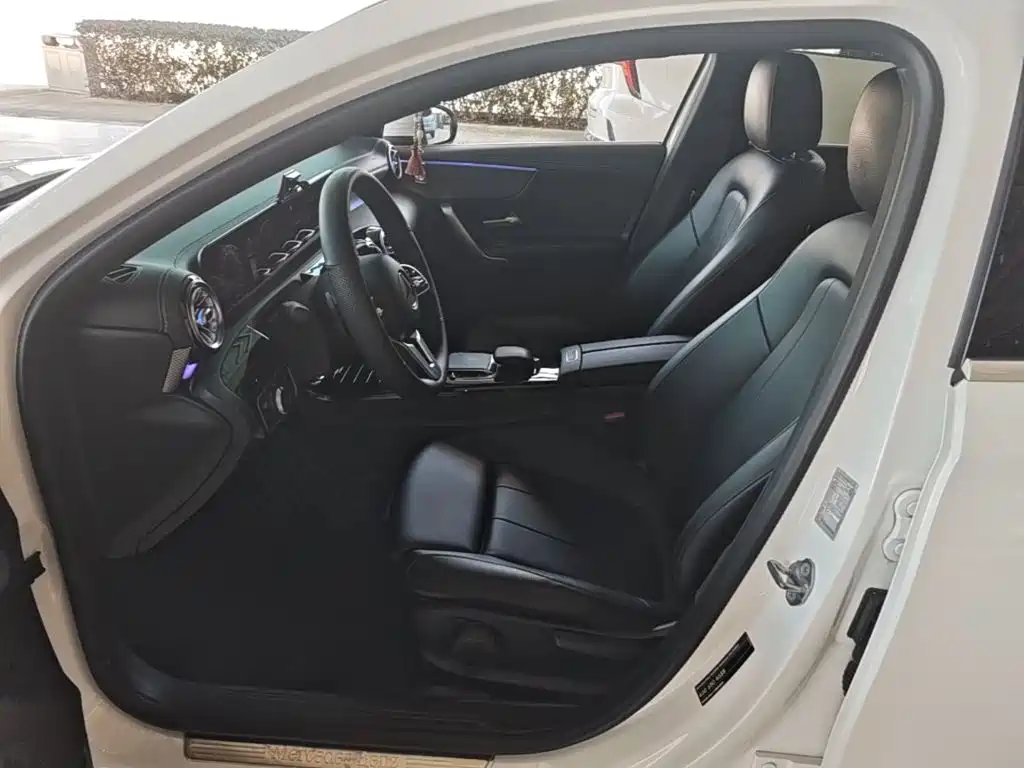 Mercedes-Benz A-Class — миниатюра 15