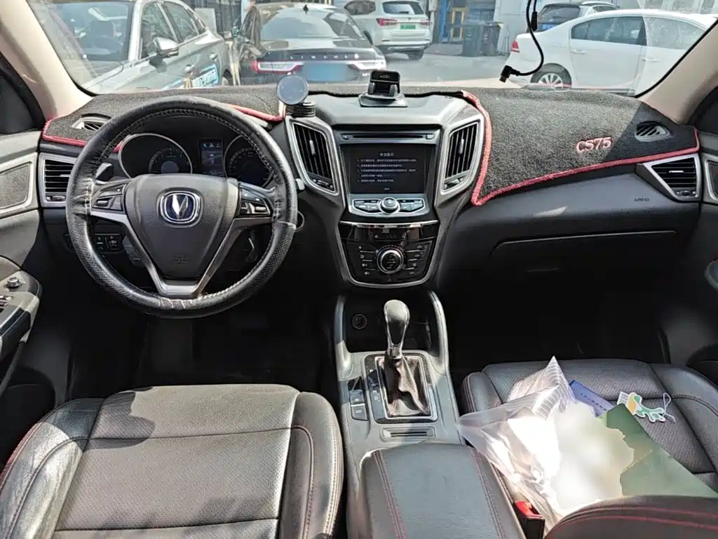 Changan CS75 — миниатюра 14